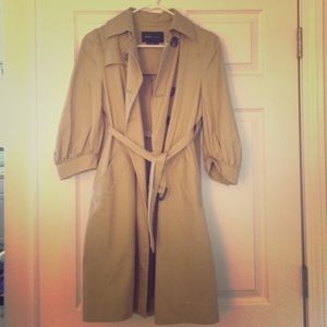 Bcbg beige trench/rain coat