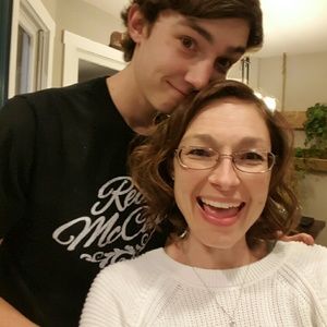 Meet your Posher, Cindy