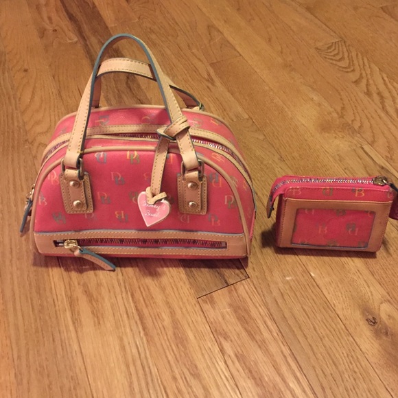 Dooney & Bourke small purse and wallet