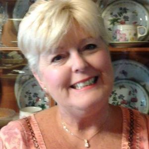 Meet your Posher, Debbie