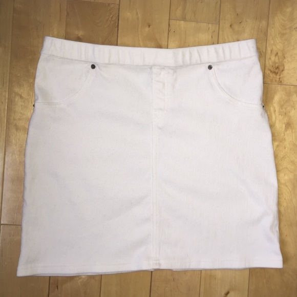 HUE skirt