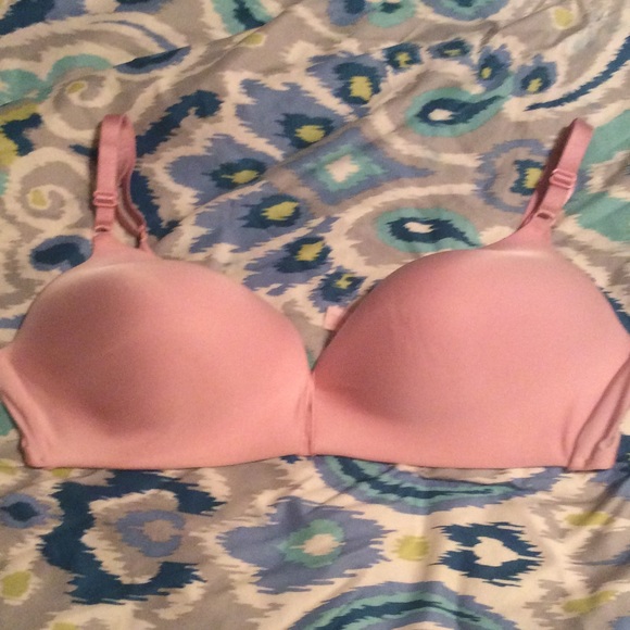 VS Very Sexy Wireless Bra