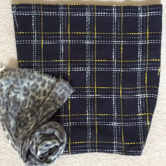 Window-pane check skirt - Picture 2 of 2