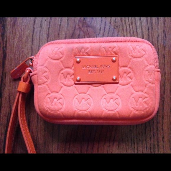 Michael Kors wristlet