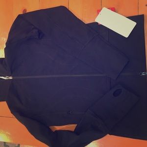 Size 6 lululemon in stride jacket OBO