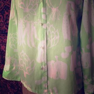 •SOLD• Vintage Vegetarian/Vegan Buttondown