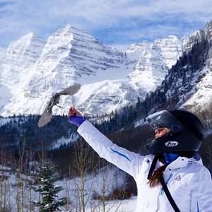 Meet your Posher, Casandra