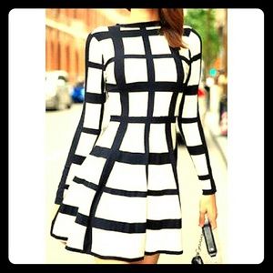Trendy Round Neck Long Sleeve plaid dress!