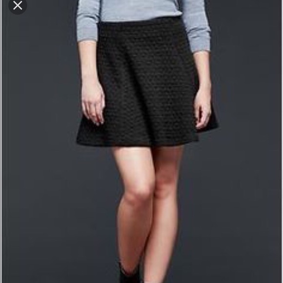 Gap fit and flare skirt. Medium. Brand new w tags