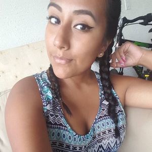 Meet your Posher, Denise