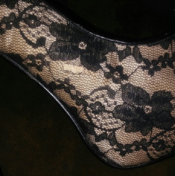 Dereon Heels - Picture 4 of 4