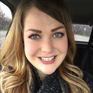 Meet your Posher, Gracr