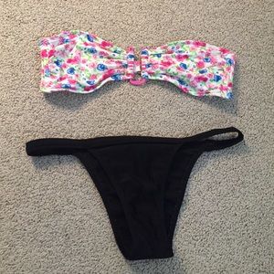 Strapless bikini top