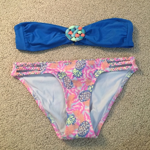 Strapless bikini top💋