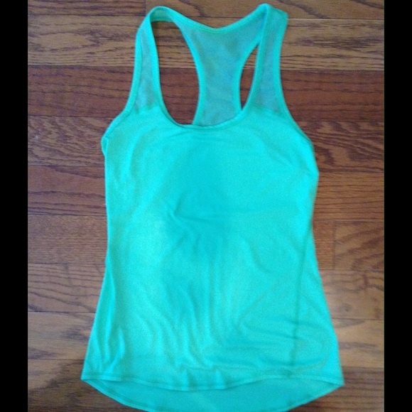 Athleta tank