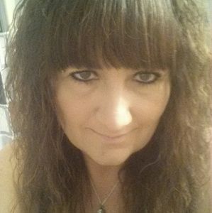 Meet your Posher, Connie