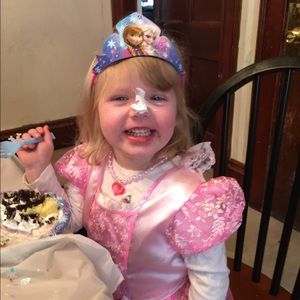 Meet your Posher, Evelyn