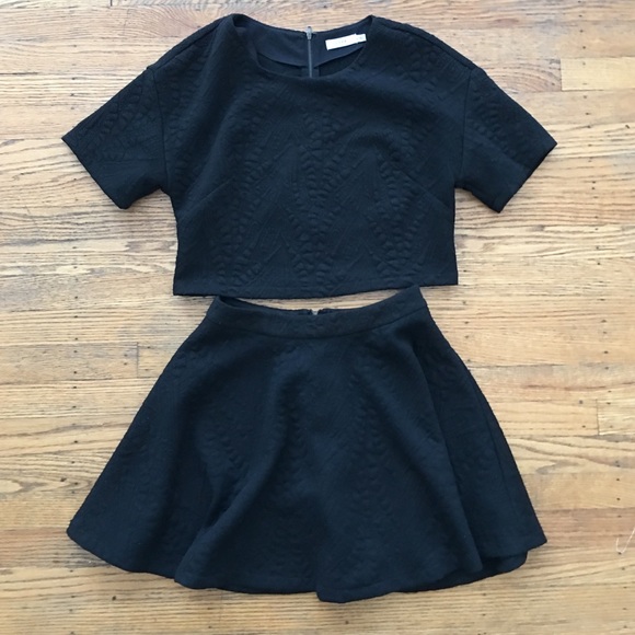 Lush Quilted Crop Top & Skirt - Picture 1 of 4