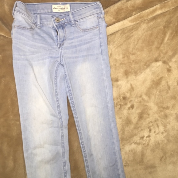 light wash jeans super skinny