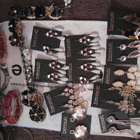 Earrings braclets