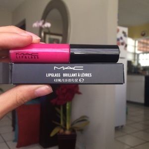 MAC lipglass/lipgloss