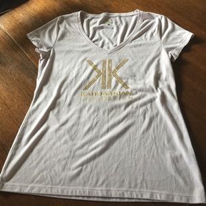 Kardashian Kollection v-neck
