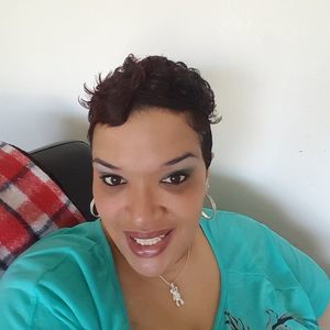 Meet your Posher, April