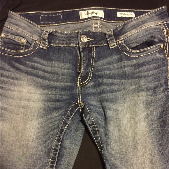 DAYTRIP VIRGO BOOTCUT JEANS 🎉