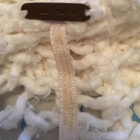 Beautiful Free People sweater SOLD ON ANOTHER SITE