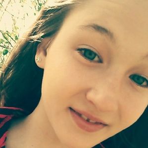 Meet your Posher, Michalla