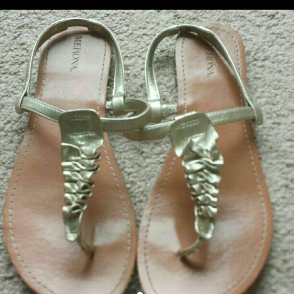 Cute Gold Sandals