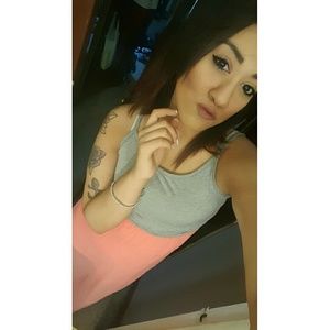 Meet your Posher, Laura