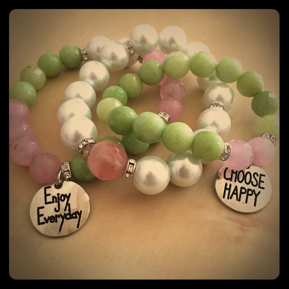 Stretchy bracelets