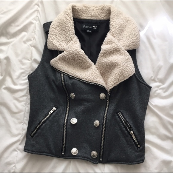 Sweater vest