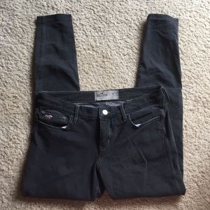 ⚡️Hollister Dark Grey Skinny Jeans
