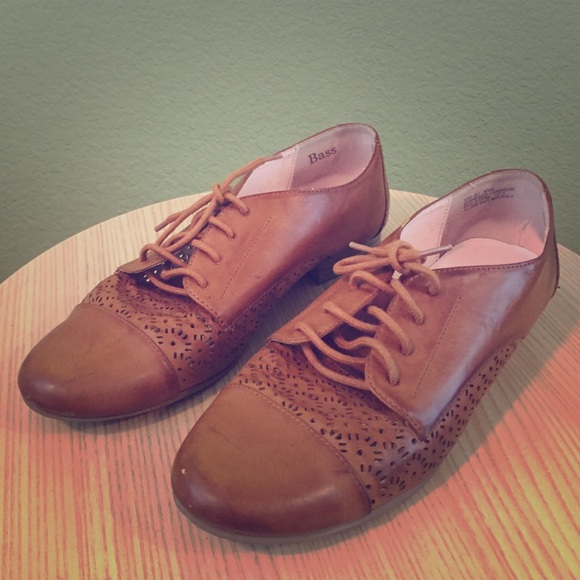 G.H.Bass Oxfords.