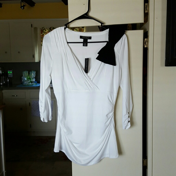 White and black quarter  length shirt!