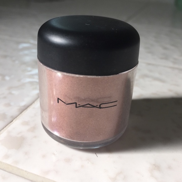 MAC Cosmetics Other - MAC Loose Eyeshadow