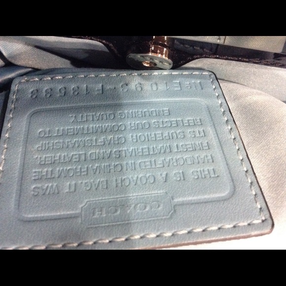 Coach - Picture 4 of 4