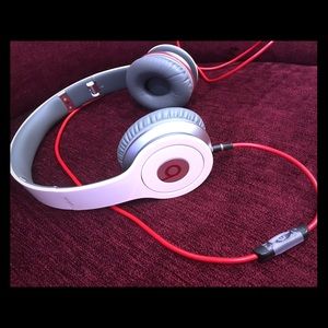 Beats by Dre headphones. Wire and case included!