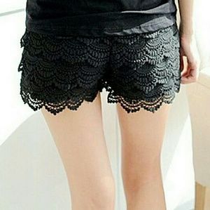 Lace shorts