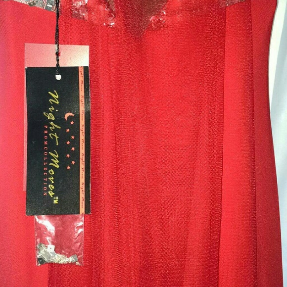 Red "Night Moves" Prom Collection - Picture 4 of 4