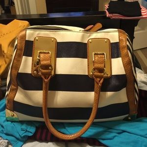 Aldo purse!