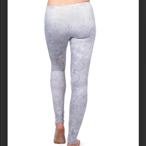 SIMPLICITY LEGGINGS - Picture 2 of 3