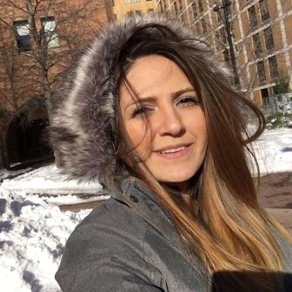 Meet your Posher, Nava - Picture 1 of 1