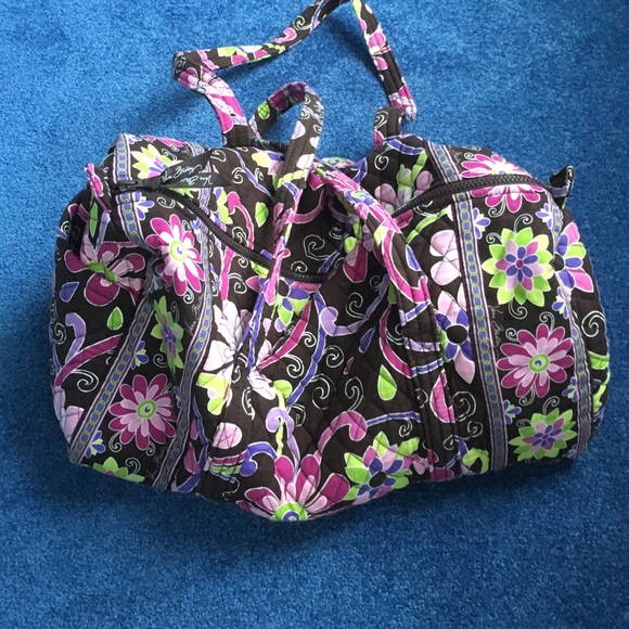 Vera Bradley medium sized duffel