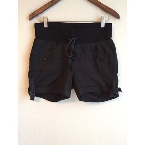 Black maternity cuffed cotton shorts