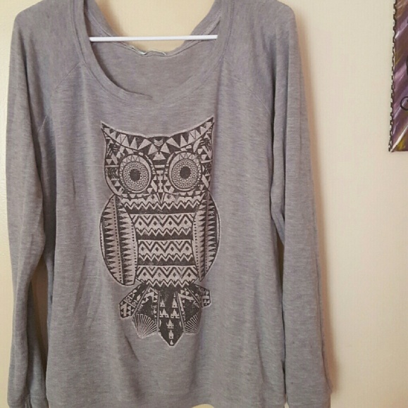 Maurices long sleeve graphic T