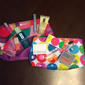 💋Clinique Makeup Bundle with 2 bags!