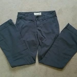 **Like New**Grey Aeropostale Pants sz 0